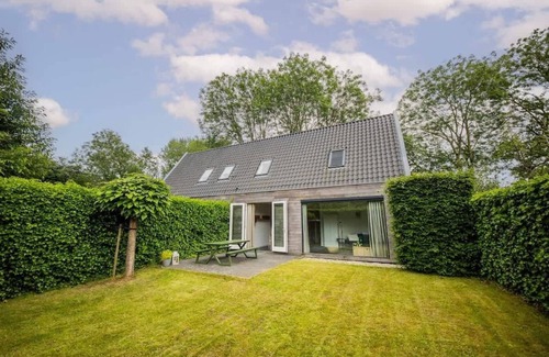 Het Hofke Apartment | Upscale 90m2 Two Bedroom Apartment (KS-8-B)