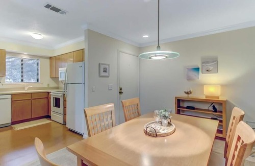Fernandina Beach Condo | Upscale & Affordable Amelia Landings 2B/2B Condo. Short walk to beach!