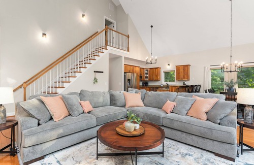 Nellysford House | Upscale and Family-Friendly in Wintergreen