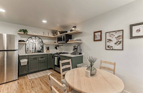 West Jordan House | Upscale and Serene 2 bed, 1 bath Apartment in Prominent West Jordan Neighborhood