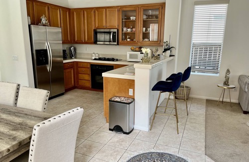 North City House | Upscale Beautiful Home in Prime Location Near all! Carmel Valley/RSF/Del Mar