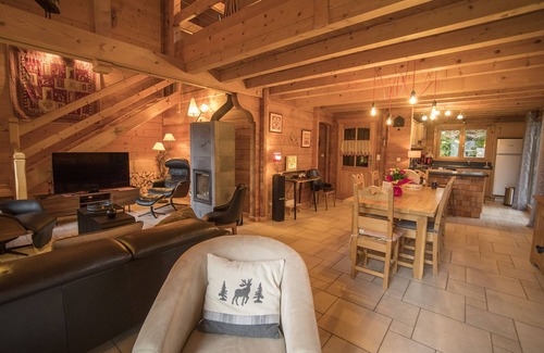 Foncine-le-Haut Ski Chalet | Upscale CHALET in the heart of the Haut Jura Nature Park: relaxation assured