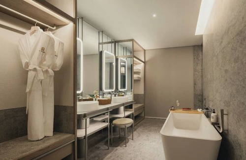 Orchard Hotel | Upscale Clean Tech Hotel Orchard Rd Deluxe 2BR. Lvl Sg