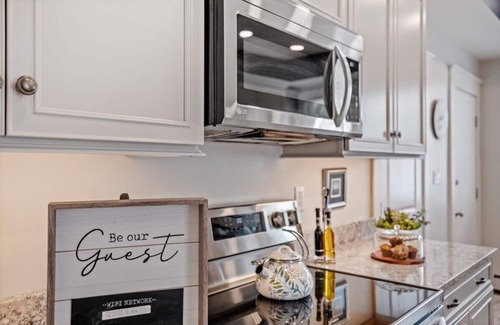 Glens Falls Condo | Upscale Downtown Glens Falls Suite — Walk to Museums, Shops & Dining