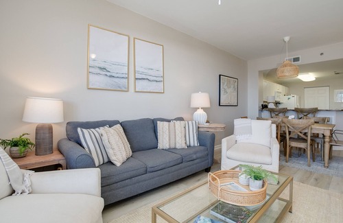 Fort Morgan Condo | Upscale Family-Friendly Beachfront Condo Conveniently Located