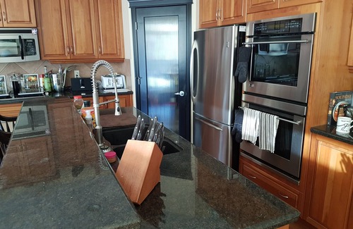 Southeast Calgary House | Upscale Family Oriented Home in SE Calgary - Lake Chaparral. Pet friendly