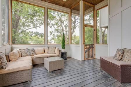 Nashville House | Upscale Family Retreat in 12 South