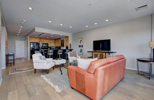 Boise Condo | Upscale High Tower Living-Downtown Boise