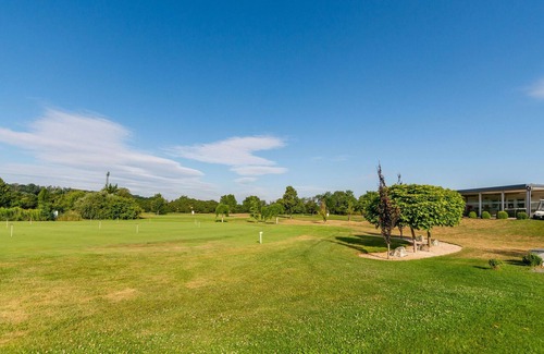 Zsira House | Upscale Holiday Home in Lutzmannsburg with Pool
