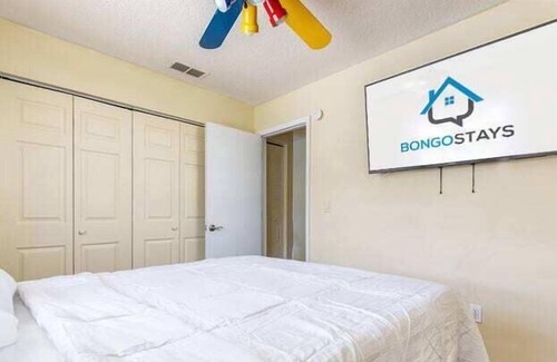 Citrus Park Apartment | Upscale Home King Bed Private Pool