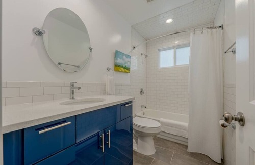 Bridgman Condo | Upscale Lake Michigan Villa: Private Patio & Grill