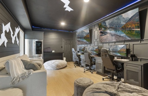 Montgomery House | Upscale Lakefront Oasis – Pool, Hot Tub, Balcony, Game Room & More