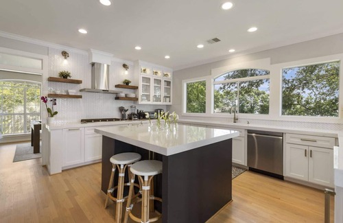 Montgomery House | Upscale Lakefront Oasis – Pool, Hot Tub, Balcony, Game Room & More