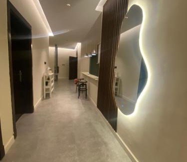 Riyadh Apartment | Upscale modern apartment شقة راقية أمام محطة الميترو