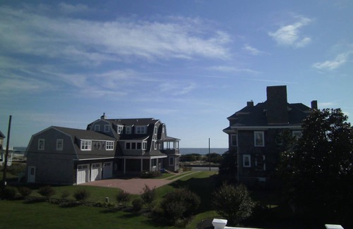 Admiral Estates House | Upscale Oceanview Townhome