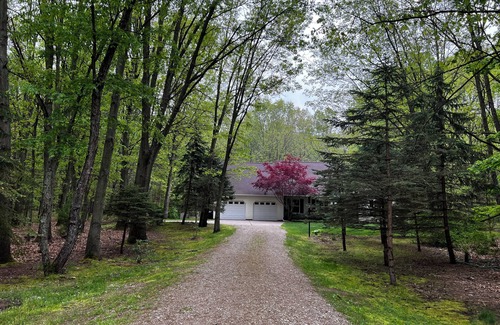 Fennville House | Upscale Picturesque Hideaway. Fenced Yard, Hot tub, Firepit and Game Room.