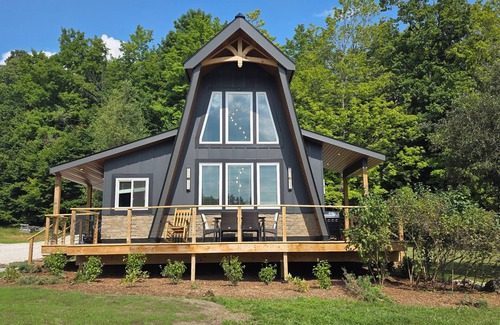 Boyne Falls House | Upscale Renovated A-Frame with Views, Trails & Easy Access to Skiing & Beaches!