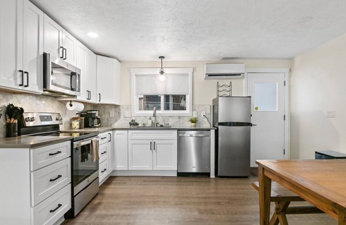 Spokane House | Upscale Rockwood Boho Townhouse