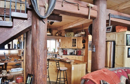 Wineglass Cabin | Upscale Rustic Luxury Mountainside "Cabin"~360/24 Views~3 Level Privacy