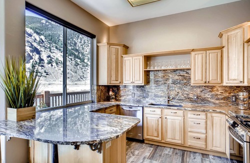 Georgetown House | Upscale Spectacular Mountain Retreat On The Lake In Georgetown Colorado