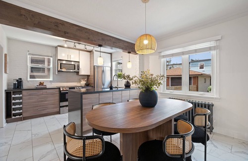 Oakwood Village House | Upscale Toronto Home Near Transit | Office | King Beds | Garden | Backyard Oasis