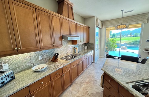 La Quinta House | Upscale West Facing Yard-Big Pool-4 Bed/4 Bath #068134