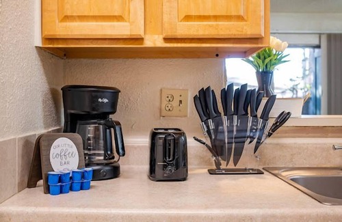 Webster Apartment | UpscaleApartment,Pool,NRG Stadium,Free Parking,Medical District