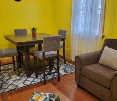 Georgetown Apartment | Upstairs 2 Bedroom Avalon Regia Apartment