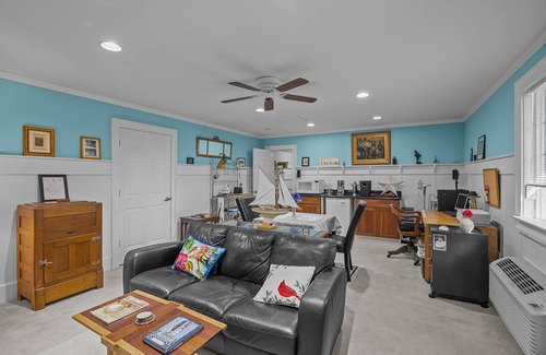 New Bern Apartment | Upstairs Apartment One Mile from Medical Center