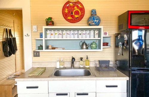 York Apartment | Upstairs at TheVictorian - Lush, Walkable, and Dog-Friendly Retreat - Steps from