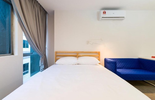 Kampung Pandan Dalam Hostel | Upstairs Downstairs CoLiving Kampung Pandan