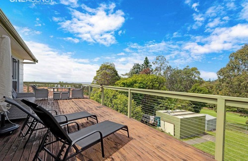 Tuross Head House | Upstairs - Sea View @ Tuross Head