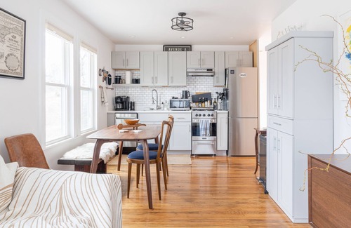 Hudson House | Upstate Gem 4 Bed 2 Bath in Hudson, NY