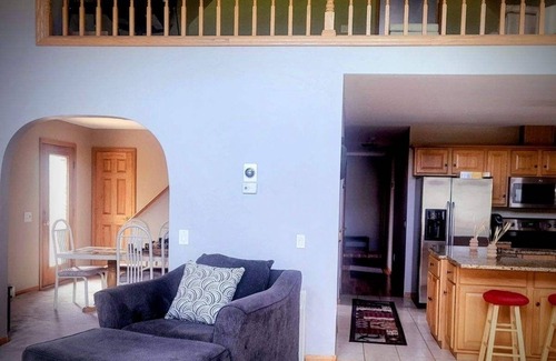 Unadilla House | Upstate getaway, leave youre troubles behind