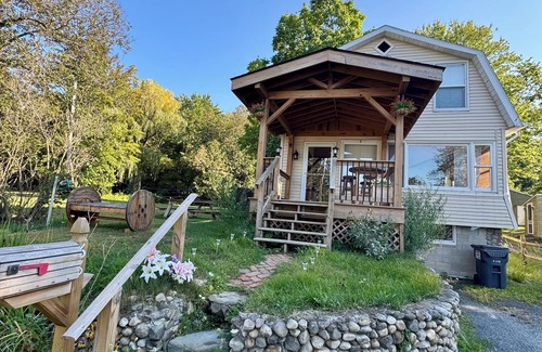 Nassau Cottage | Upstate NY Lake House Retreat- perfect for a peaceful escape