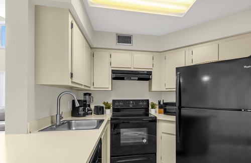 Ventura Apartment | Upstay: 2BR Family Condo—Ventura Golf Country Club