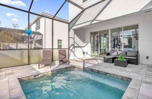 Four Corners House | Upstay - Sunny Clermont Getaway with Private Pool