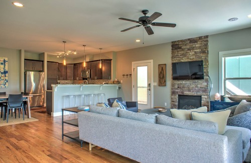 Asheville Cottage | Upstream Cottage | Near Downtown Asheville and Trails | Hot Tub and Balcony | Pet Friendly