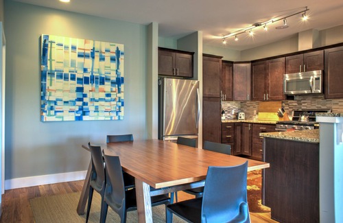 Asheville Cottage | Upstream Cottage | Near Downtown Asheville and Trails | Hot Tub and Balcony | Pet Friendly