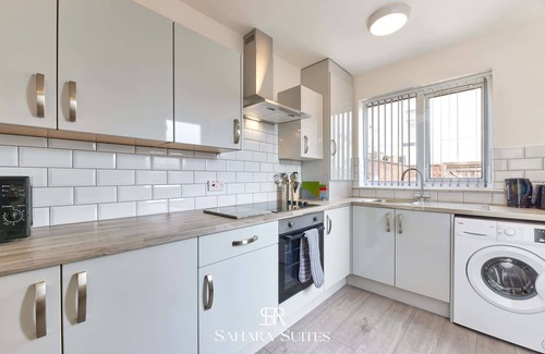 Blyth House | Upto 20% Off | Stylish 3BR Blyth Home | Work Stay