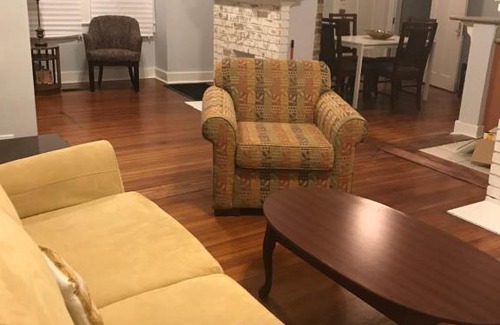 Freret House | Uptown Cozy Rustic Home