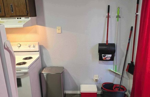 Albuquerque Apartment | UPTOWN LOCATED! Lovely with fireplace & Garden