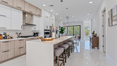 Downtown House | Uptown Luxury on Audubon