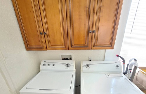 Faubourg Delassize House | Uptown New Orleans Home -7 mins to FQ Free Parking