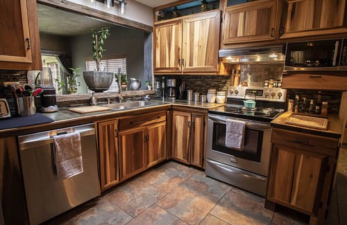 Snow Heights House | Uptown Retreat HOME with Detached CASITA- Sauna/Hot Tub/Fooseball