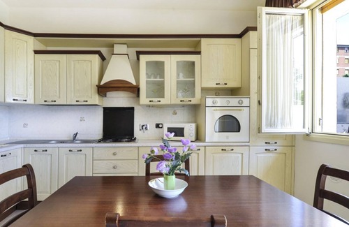 San Donato Apartment | UR-NEST Sacco, Comfortable apartment