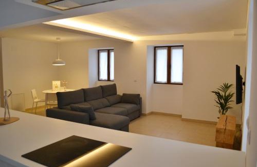 Lesaka Apartment | ura
