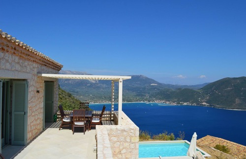 Evgiros Villa | Urania, private villa Helios, private pool, endless sea views, near beaches