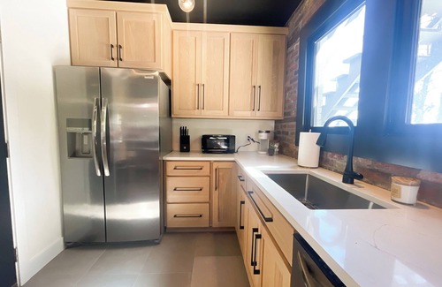 Cape Girardeau House | Urban 2-bedroom Escape in Downtown Cape Girardeau