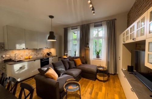Chorzow Apartment | URBAN APARTMENTS PREMIUM Poniatowskiego 23 No 4,FREE PUBLIC PARKING, Self CHECK-IN